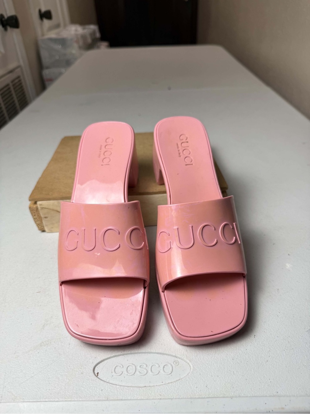 Gucci Pink Rubber Logo Platform Slide Sandals Sz 37 / US 7